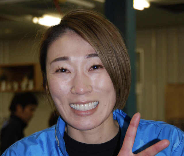 川野芽唯選手のインタビュー写真