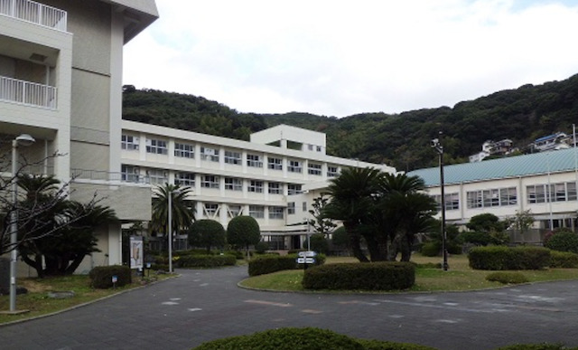 長崎県立鳴滝高等学校の画像