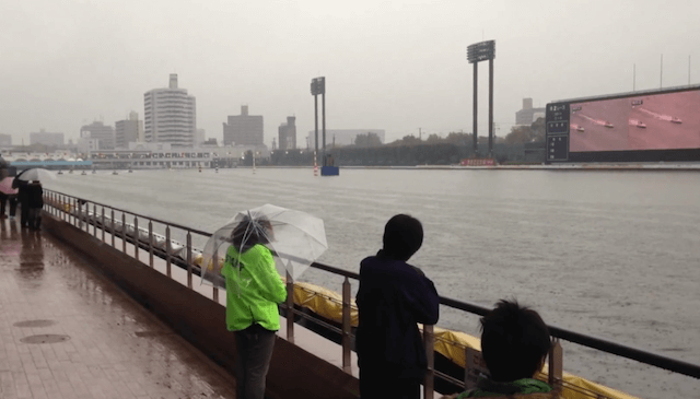 競艇　雨　トップ