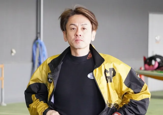 新田雄史 師匠・井口佳典画像